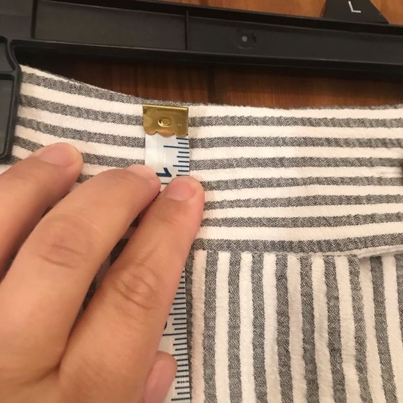 COPY - NWT Court & Rowe size 6 gray and white striped a-line skirt - Picture 3 of 13